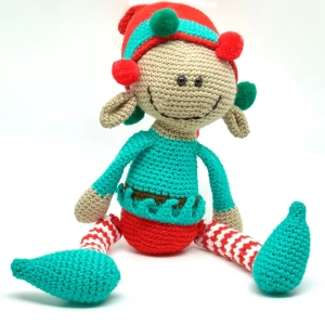 Collection Peluches Décorative Amigurumi 6 Peluche lutin Noël crochet turquoise et rouge, style amigurumi avec pompons décoratifs et chapeau festif, création artisanale fait main pour décoration de Noël